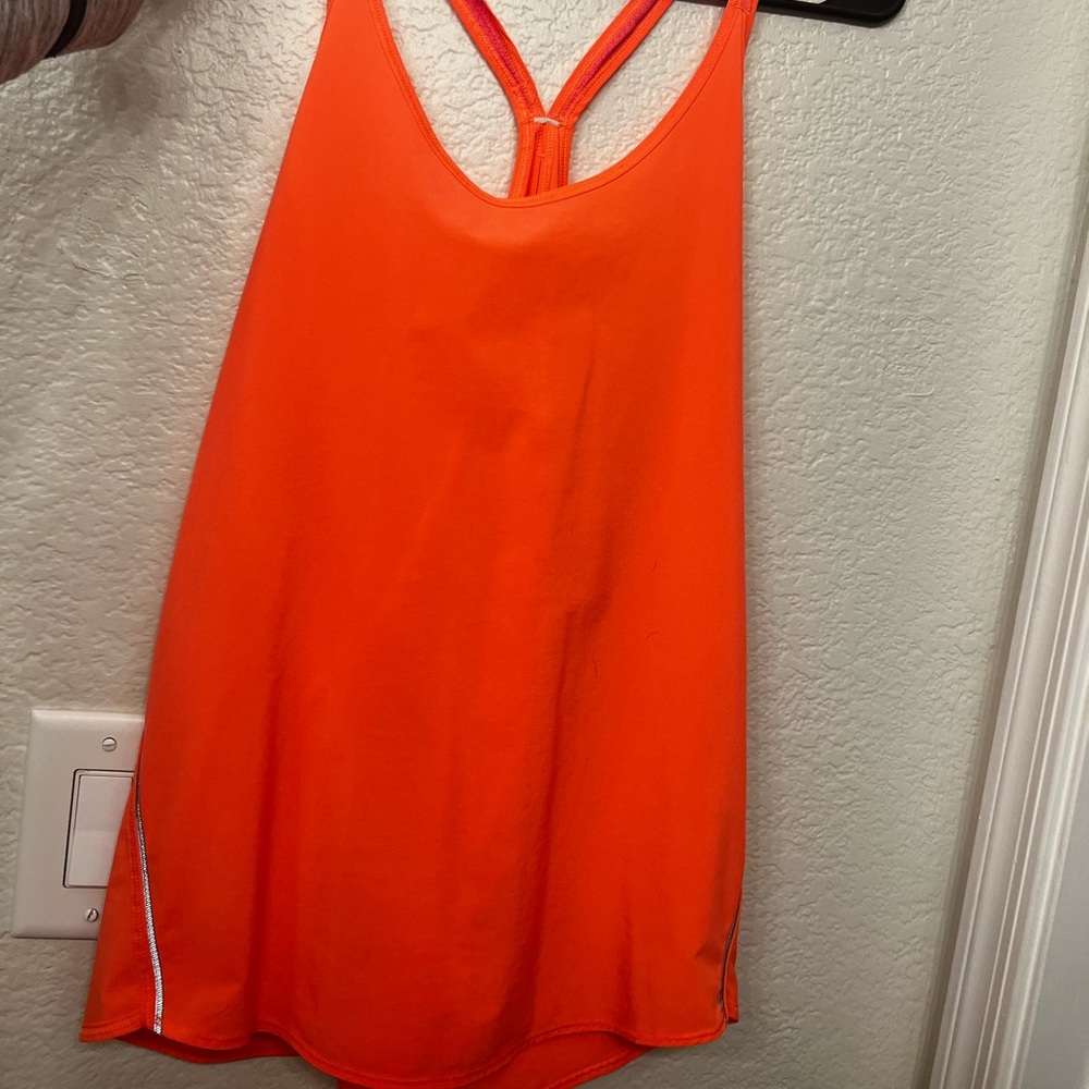 Lululemon tank top